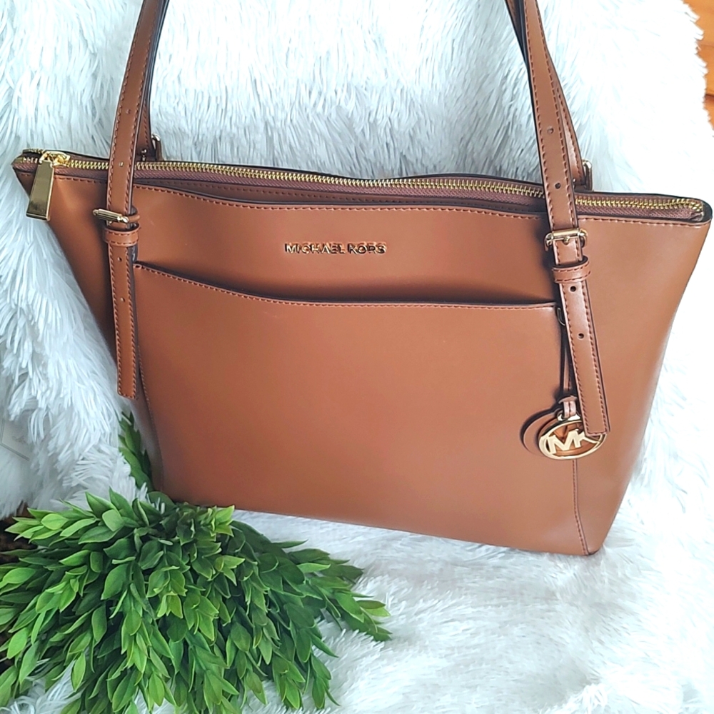 NWOT Michael Kors Tote Handbag Final Price Drop!